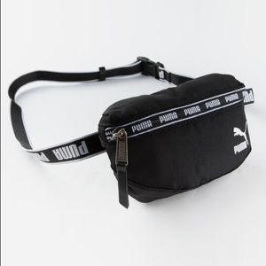 PUMA hip sack
